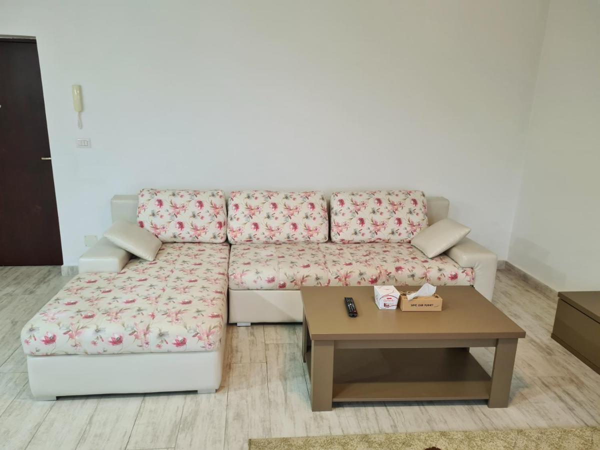 Cozy Apartment Арад Екстериор снимка