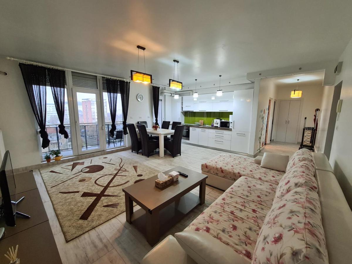 Cozy Apartment Арад Екстериор снимка